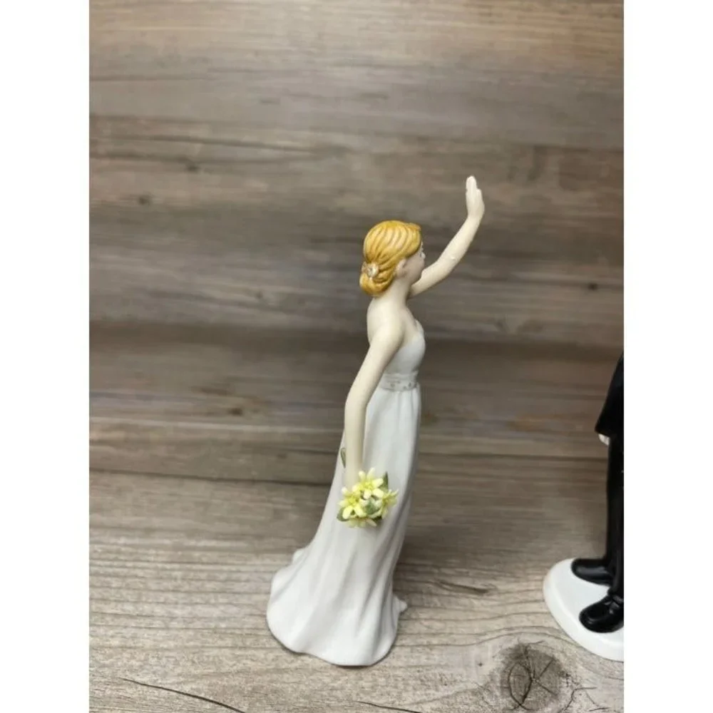 Wedding High Five Bride & Groom Couple Celebration Figure Figurines